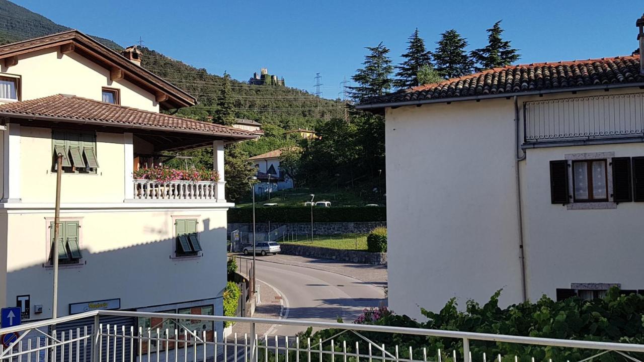 Appartamento Valle Dei Laghi Calavino Exteriör bild